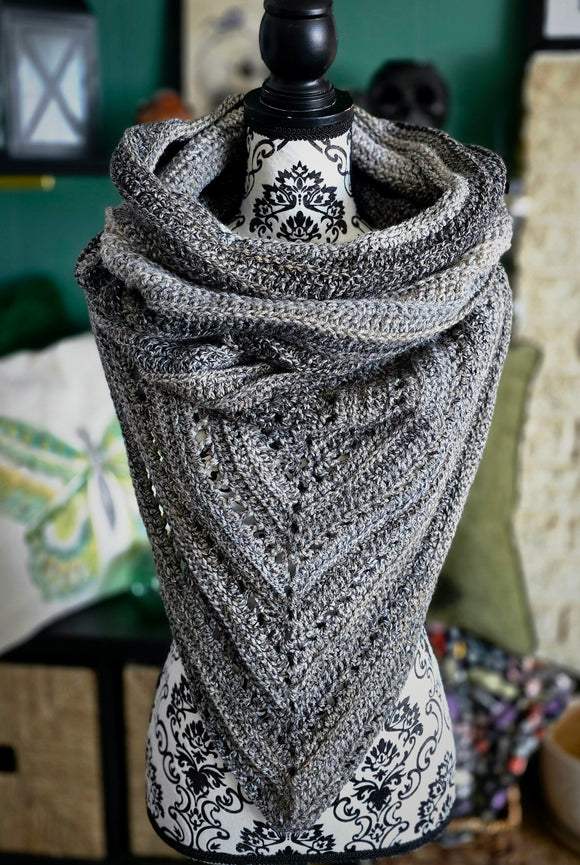 Hooded scarf in various shades of grey