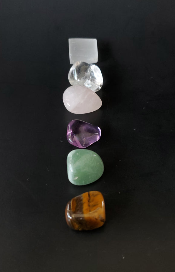Set of six genuine crystals